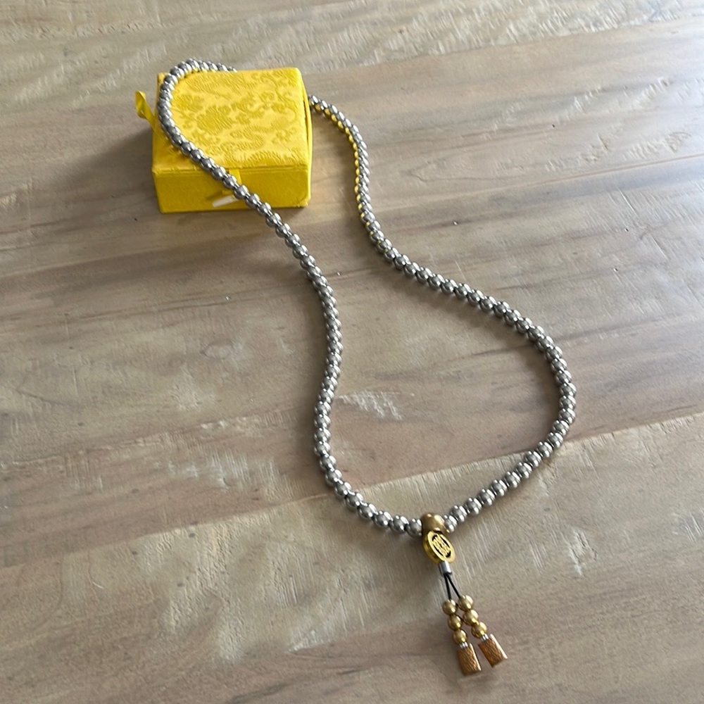 Silver Mala